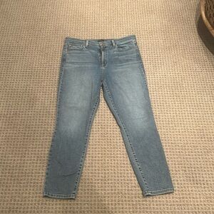 Level 99 - Crop Blue Jeans